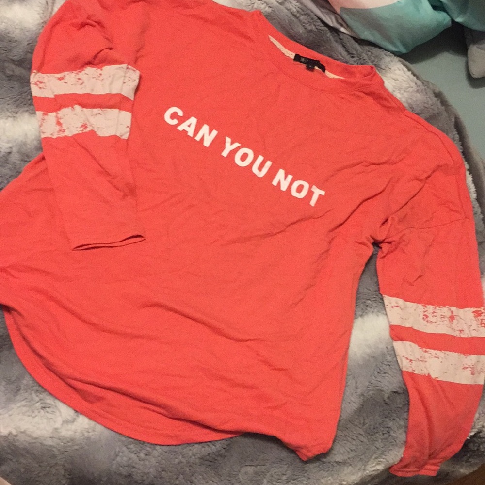 Women’s Long-Sleeve Shirt